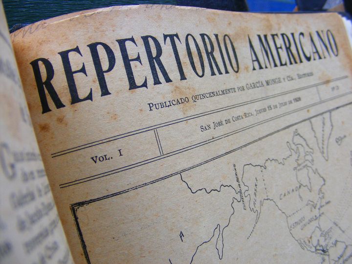 biblioteca 197 copy.jpg